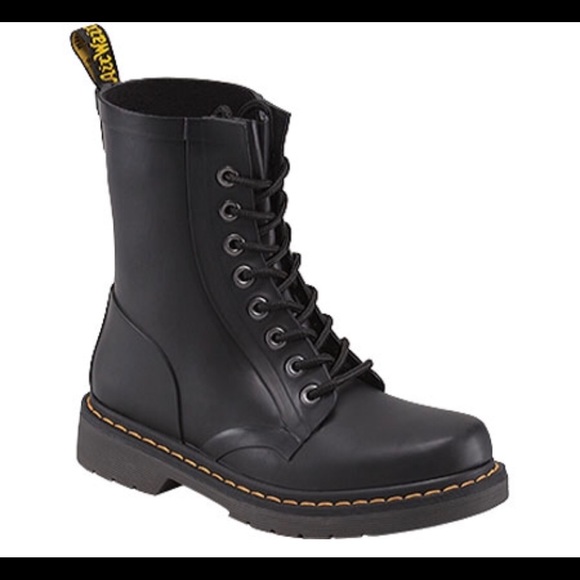 Dr. Martens Shoes - Doc marten Drench rain boot size 6